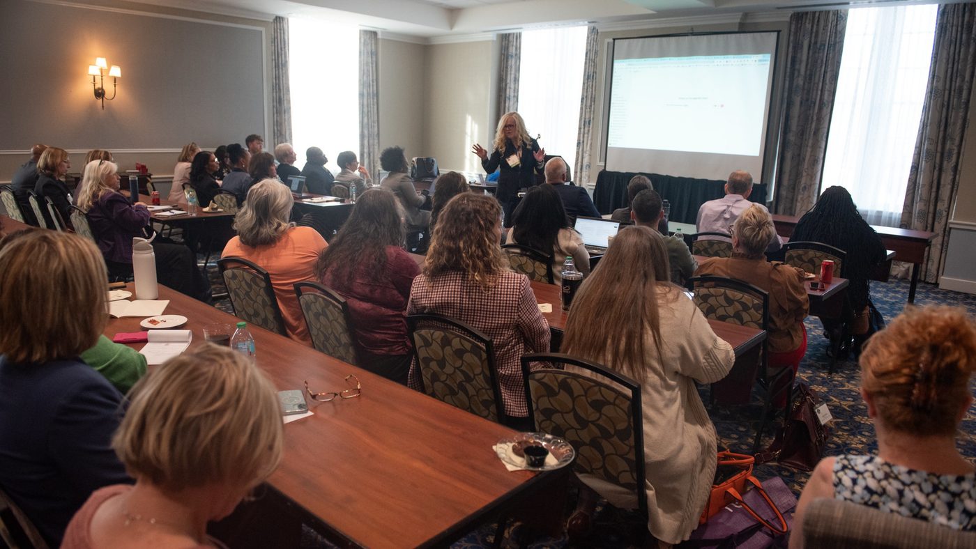 Liz B. Baker leading a post-keynote workshop at the VCCS Hire Education Conference